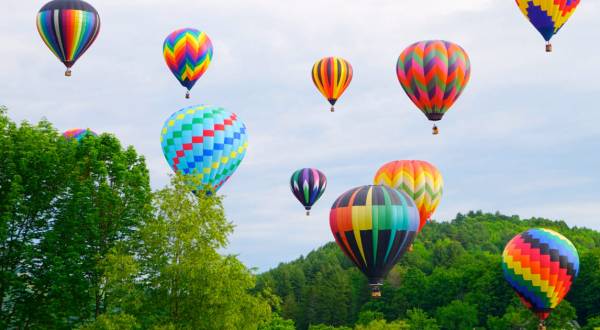 Hot Air Balloons Will Be Soaring At Vermont’s 43rd Annual Quechee Hot Air Balloon Craft and Music Festival