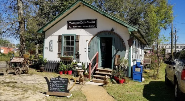 Visit These 7 Charming Tea Rooms In Alabama For A Piece Of The Past