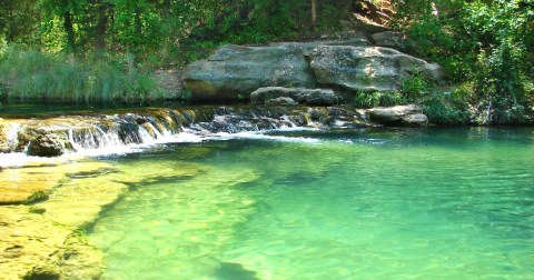 Everyone In Oklahoma Must Visit This Epic Natural Spring As Soon As Possible