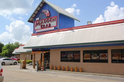 Head To The Madden Crab In Mississippi For A Delicious Taste Of The Sea       