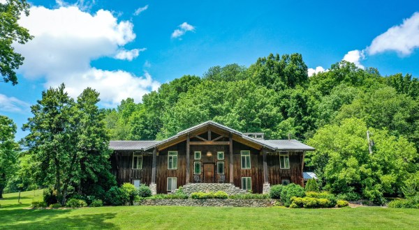 Cascade Hollow Lodge In Tennessee Is The Perfect Mountain Retreat For Your Whole Family