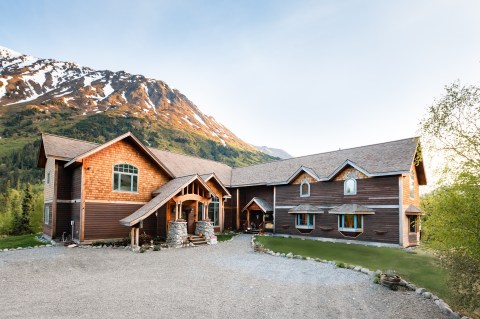 Treat Yourself To Alaskan Luxury On The Water's Edge At The Inn At Tern Lake