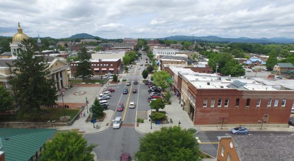 With Attractions Galore, The Small Town Of Hendersonville, North Carolina Is Perfect For A Family Getaway