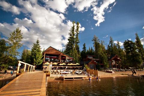 This Lakeside Cabin Resort In Idaho Is Full Of Natural Beauty And Endless Amenities