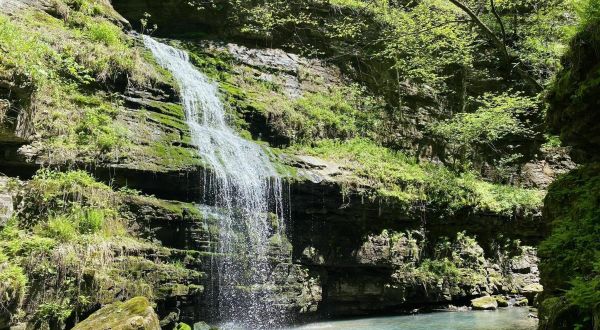 Cool Off This Summer With A Visit To These 7 Arkansas Waterfalls