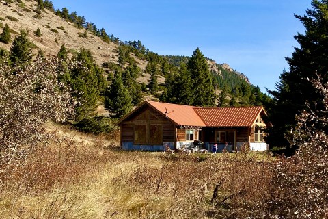 You'll Have A Front Row View Of Montana's Crazy Mountains In This Cozy Cabin