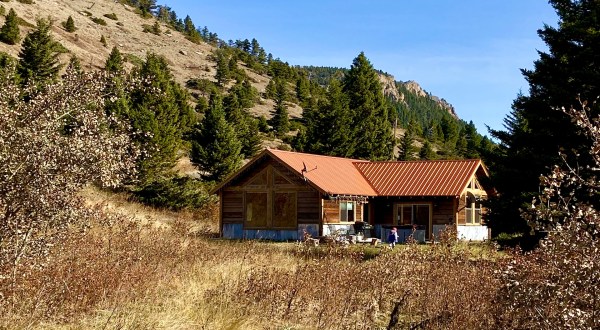 You’ll Have A Front Row View Of Montana’s Crazy Mountains In This Cozy Cabin