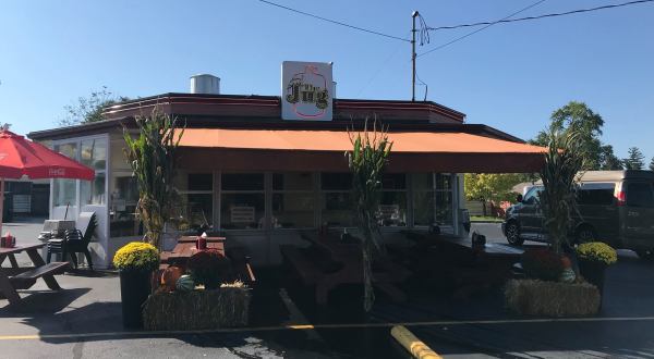 Going Strong For More Than 80 Years, The Jug Is The Place To Grab A Burger In Middletown, Ohio