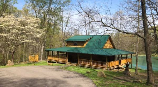 Sneak Away To Diamond Lake Cabins In Ohio For A Waterfront Weekend Of Rest And Relaxation
