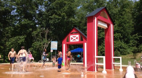 There’s A Farm Themed Playground And Splash Pad In Pennsylvania Called Round Hill Park Splash Pad