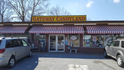 The Absolutely Whimsical Candy Store In Maryland, Gateway Candyland Will Make You Feel Like A Kid Again