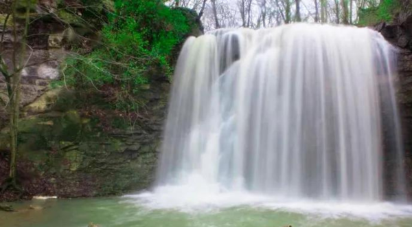 9 Unbelievable Ohio Waterfalls Hiding In Plain Sight… No Hiking Required