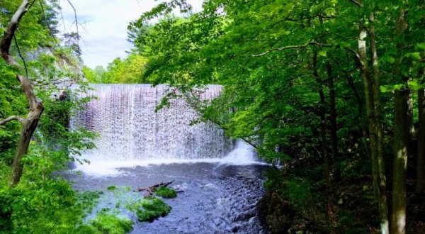 Visit Puffer’s Pond In Massachusetts, A Hidden Gem Beach That Has Its Very Own Waterfall