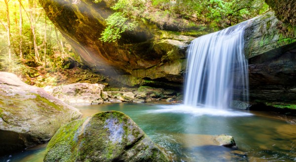 You’ll Want To Spend All Day At Dog Slaughter Falls, A Waterfall-Fed Pool In Kentucky