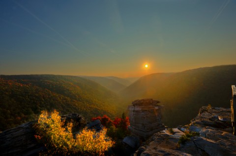Lindy Point Overlook Boasts One Of The Most Popular Views In West Virginia