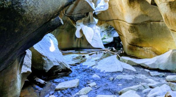 Colorado’s Grottos Trail Leads To A Stunning Oasis