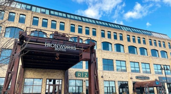 Indiana’s Delightful Ironworks Hotel Is A Retro Adventure Just Waiting To Happen