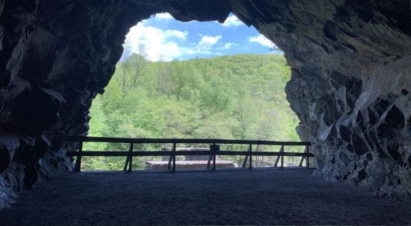 Hike To These 5 Hidden Caves In Pennsylvania For An Unforgettable Adventure
