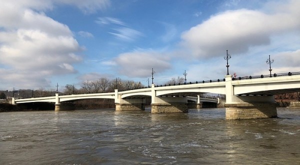 One Of The Most Haunted Bridges In Ohio, Y-Bridge Has Been Around Since 1814