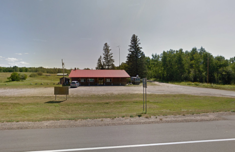 A Middle-Of-Nowhere Restaurant, Knob and Kettle Is A Must-Stop Spot For Anyone Traveling Through Northern Minnesota