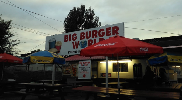 Big Burger World In Colorado Offers Some Of The Best Burgers And Service In The State