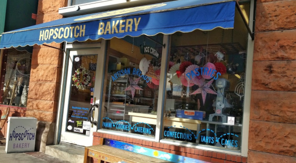 Visit The Tasty Hopscotch Bakery In Colorado For The Ultimate Comfort Food 