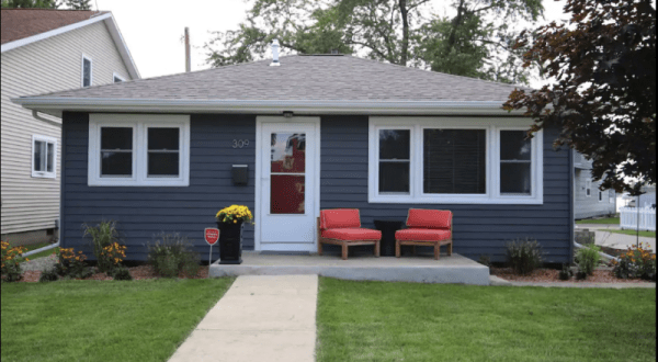 Sneak Away To This Winona Lake Island Guesthouse In Indiana For A Weekend Of Rest And Relaxation