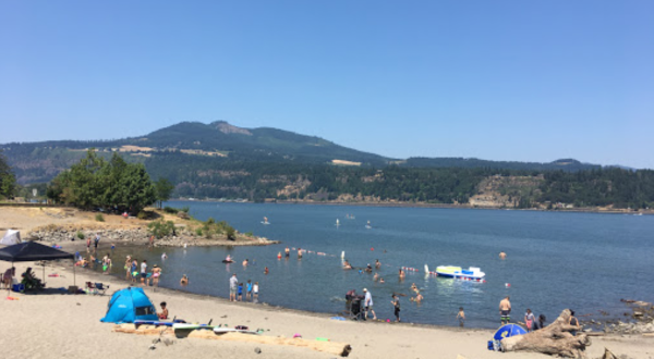 The Natural Swimming Hole At Hood River Waterfront Park In Oregon Will Take You Back To The Good Ole Days