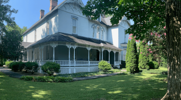 Explore Truly Unique Tennessee History At The Beautifully Preserved Falcon Rest Mansion