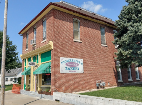Since 1929 Underbrink's Bakery Has Provided Mouthwatering Sweet Treats To Generations Of Illinoisans
