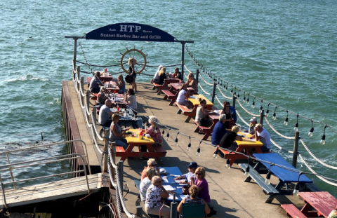 Sunset Harbor Bar and Grille Is A Welcoming Dock-And-Dine Joint Near Cleveland