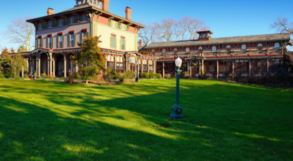 You’ll Feel Like You Stepped Back In Time When You Book A Room At This Opulent New Jersey Mansion