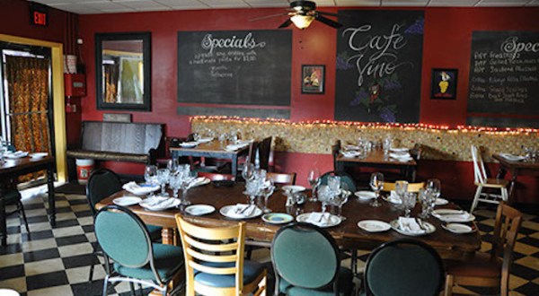 Bring Your Favorite Wine To Rhode Island’s Cafe Vino And Toast To Tasty Italian Cuisine