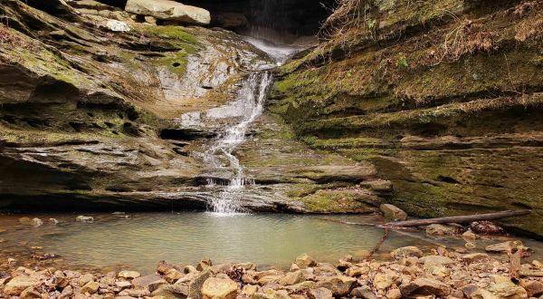 Hike Less Than A Mile To This Spectacular Waterfall Swimming Hole In Illinois