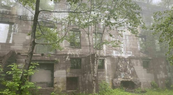 Explore The Abandoned Ruins Of A Beautiful Hotel At Overlook Mountain In New York