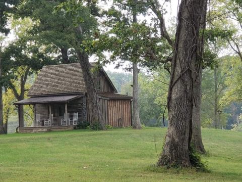 Stay In An Authentic 1800s Log Cabin On A Farm Overlooking A Lake In Illinois