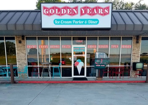 Alabama's Golden Years Ice Cream Parlor & Diner Will Take You Back To The Good Old Days
