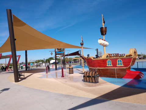 There’s A Pirate-Themed Splash Pad In Arizona Called Mansel Carter Oasis Park