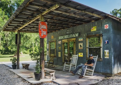 Richloam General Store In Florida Will Transport You To Another Era