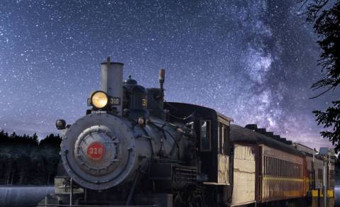 The Moonlit Wine Train On The Texas State Railroad Will Give You An Evening To Remember
