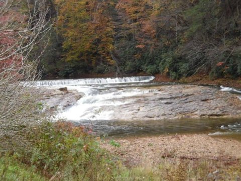 Visit Rudolph Falls In West Virginia, A Hidden Gem Beach That Has Its Very Own Waterfall