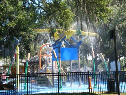 There’s A Playground And Seaplane Themed Splash Pad In Florida Called Wooton Park