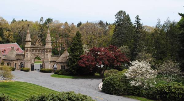 Forest Hills Cemetery In Massachusetts Just Might Be The Strangest Tourist Trap Yet