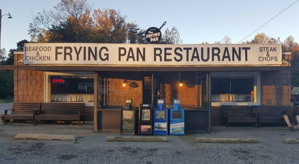 The Southern Diner In Maryland Where You’ll Find All Sorts Of Fried Eats