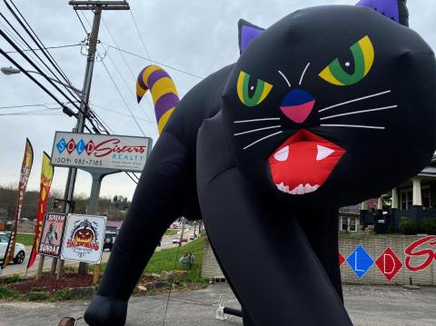 Celebrate Halloween All Year Long At I Scream Sundae, A Horror-Themed Ice Cream Shop In West Virginia