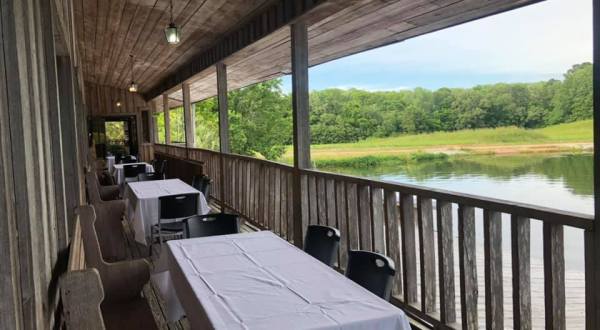 The Dazzling Waterfront Views At Tunk’s In Louisiana Are One In A Million