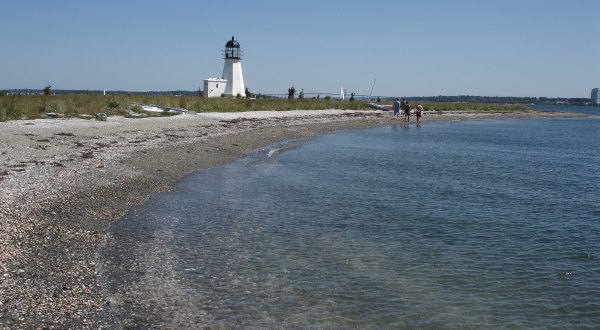 There’s No Better Place To Spend Your Summer Than These 7 Hidden Rhode Island Spots