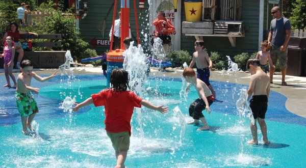 There’s A Nautically-Themed Playground And Splash Pad In Kentucky Called The Splash Park at Glacier Run