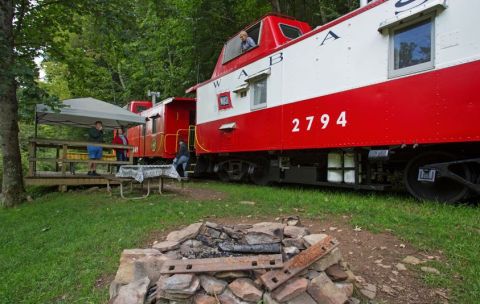 Spend The Night In An Authentic 1900s Railroad Caboose In The Middle Of West Virginia's National Quiet Zone