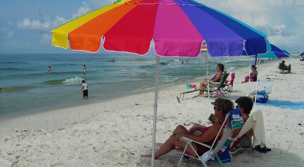 7 Beaches In Alabama That Are Like A Caribbean Paradise In The Summer
